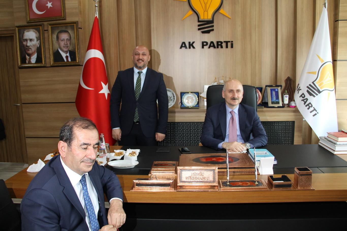 Bakan Karaismailoğlu: “Bitlis'e bugüne kadar yaptığımız projenin miktarı 7 milyarı geçti”